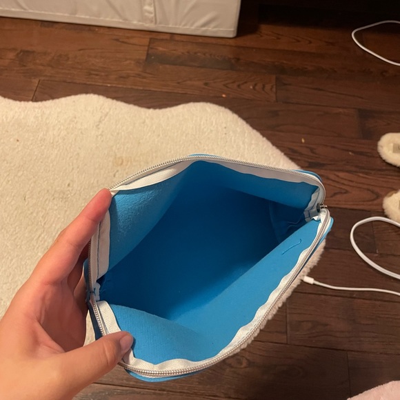 Cosmetic Bag NEW - Picture 4 of 4